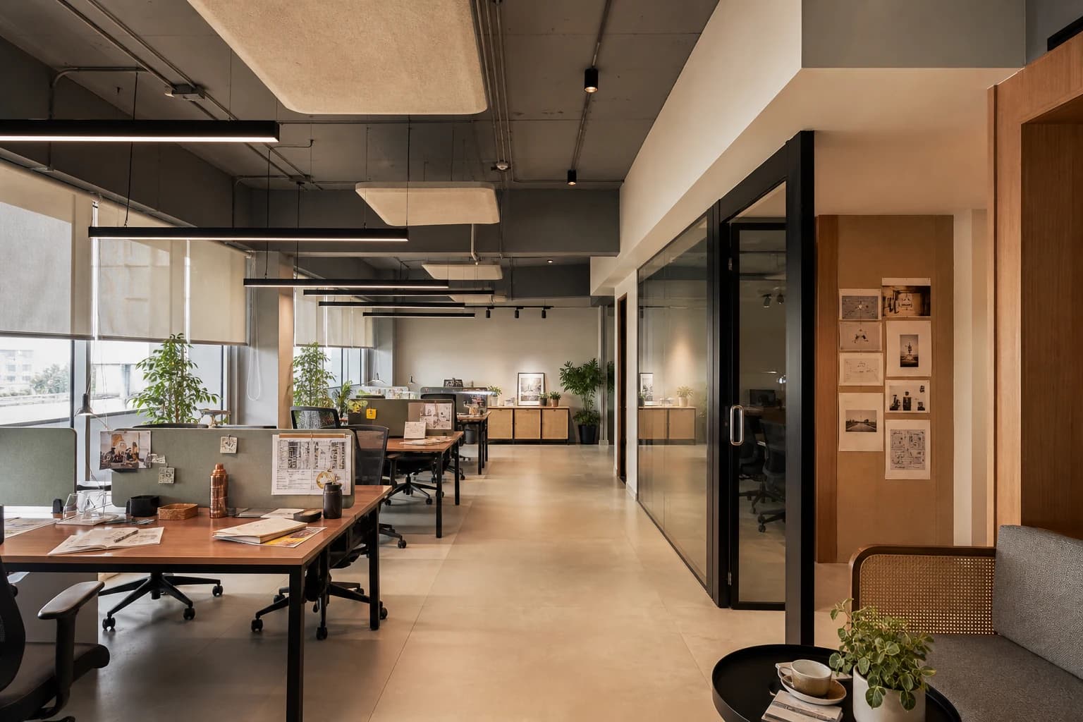 Medium-sized Indian corporate workplace concept